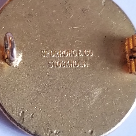 Vintage brooch Sporrong Sweden blue enamel gold tone three crown pin - Picture 4 of 16